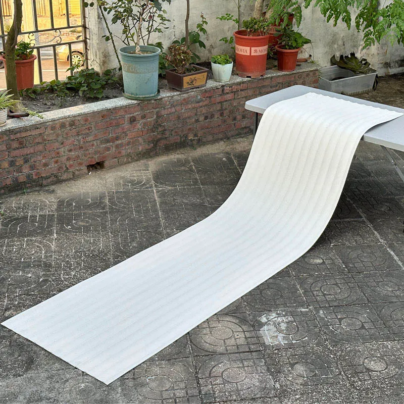 Dukker den myke steinkorrugerte platen opp som et nytt produkt i materialsektoren?